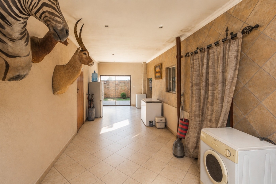 5 Bedroom Property for Sale in Brits North West